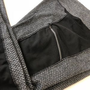 Black and grey leggings